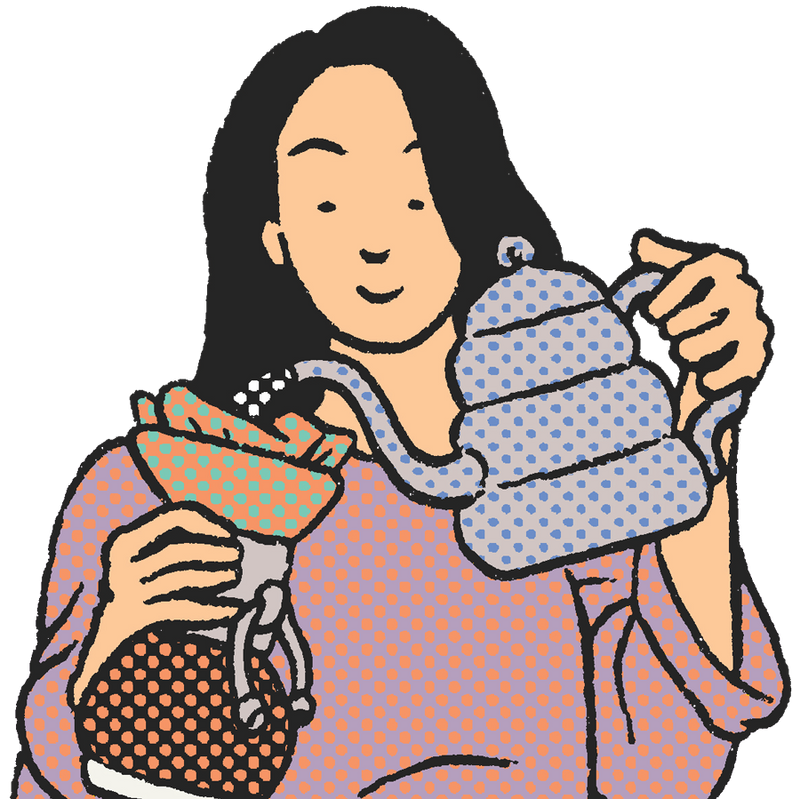 Midori Fujimoto Brewing A Chemex. Square Crop.