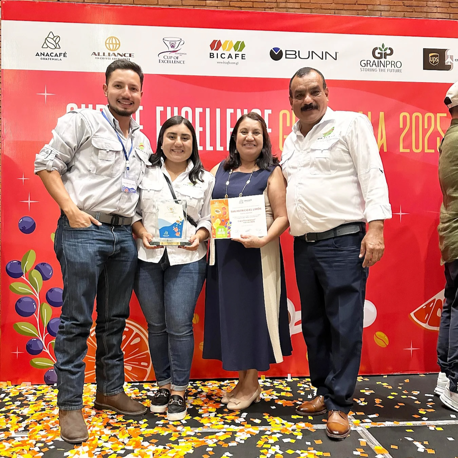 The Reyes Family receiving an award from Cup of Excellence Guatemala recognising them as 1 of the best coffee producers in Guatemala in 2025.