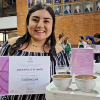 2025 Flores del Café competition, organised by Anacafé and IWCA Guatemala to celebrate the work of women coffee producers, this coffee from El Limón took 2nd place in the Natural category with a score of 88.25.