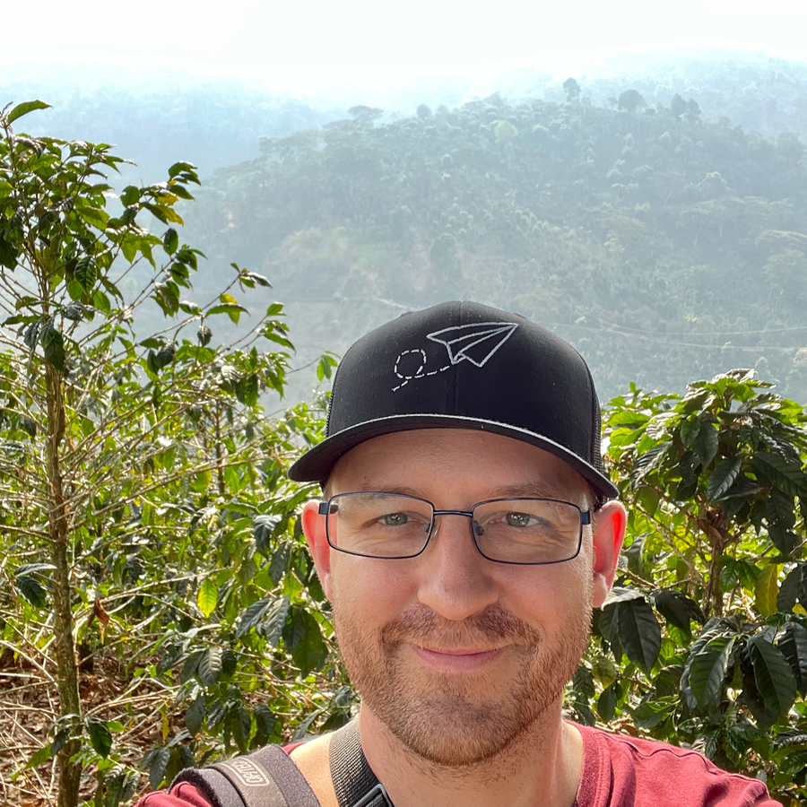 Ozone Green Buyer Roland Glew at La Orquidea in Santa Bárbara, Honduras
