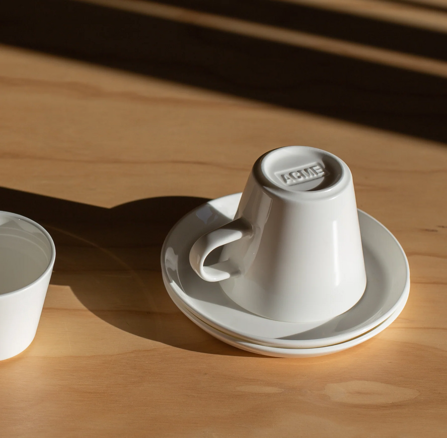 Acme Roman Cup Medium - Milk (250ml) and saucer