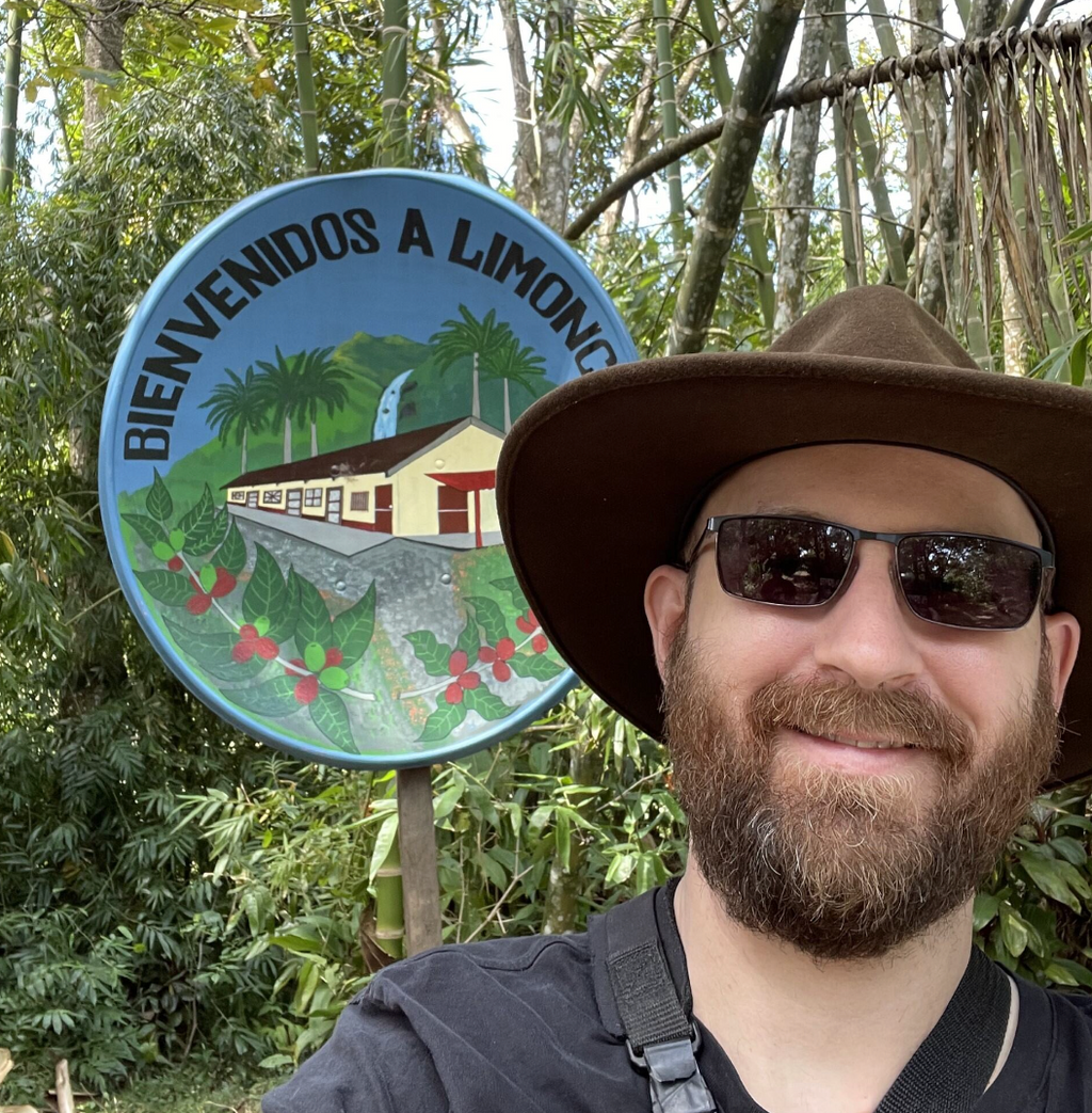 Green Buyer Roland at Finca Limoncillo, Matagalpa, Nicaragua